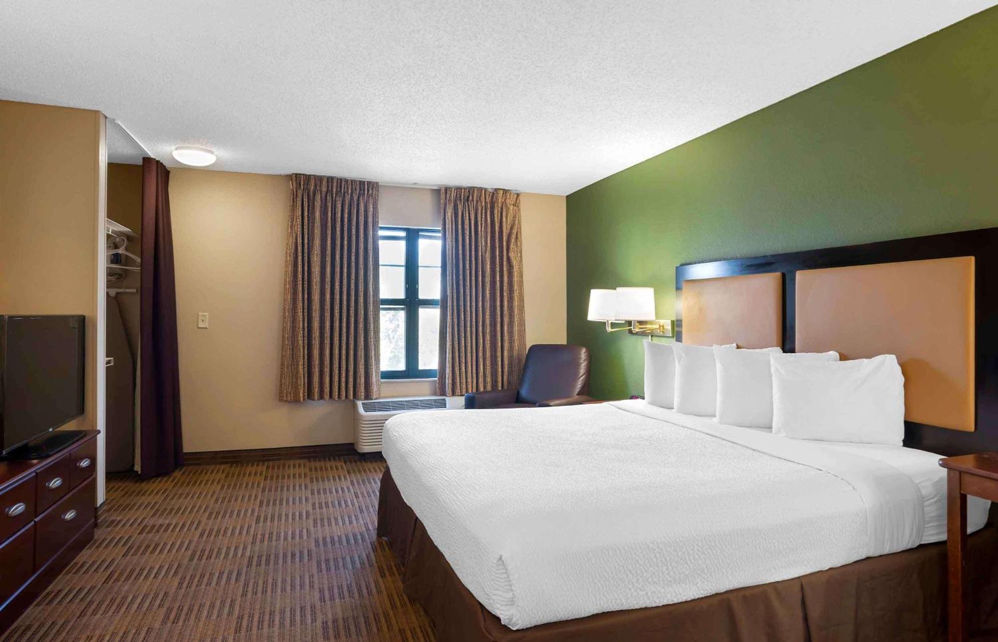Extended Stay America Suites - St Petersburg - Clearwater - Executive Dr Largo Exterior photo