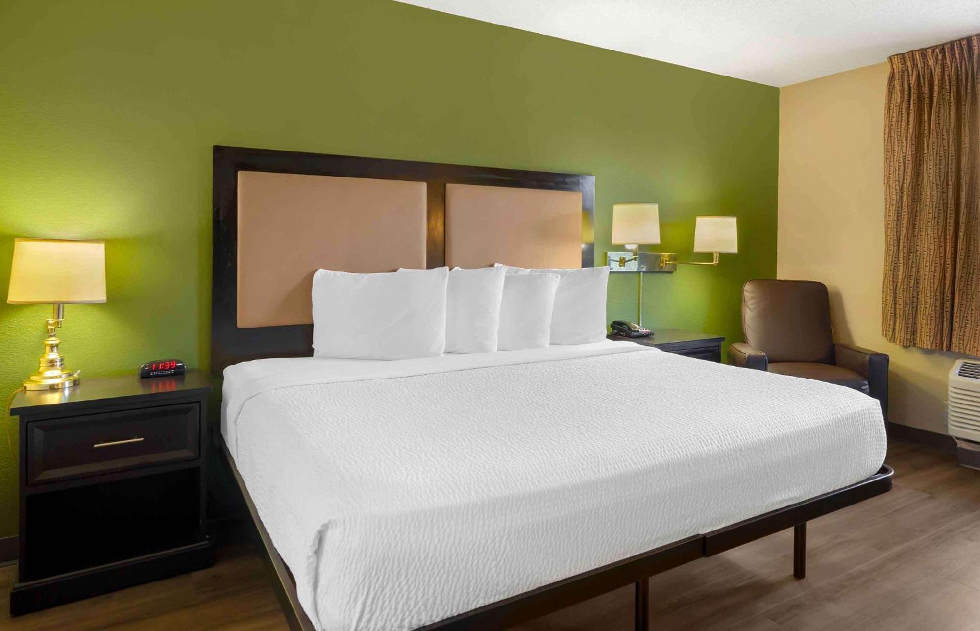 Extended Stay America Suites - St Petersburg - Clearwater - Executive Dr Largo Exterior photo