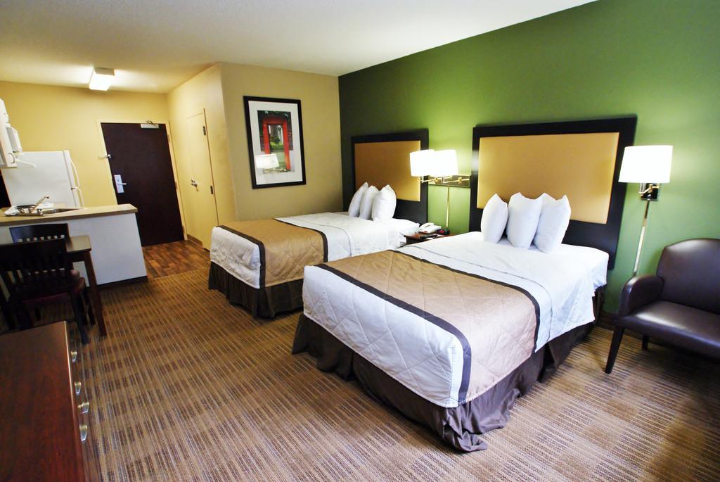 Extended Stay America Suites - St Petersburg - Clearwater - Executive Dr Largo Exterior photo